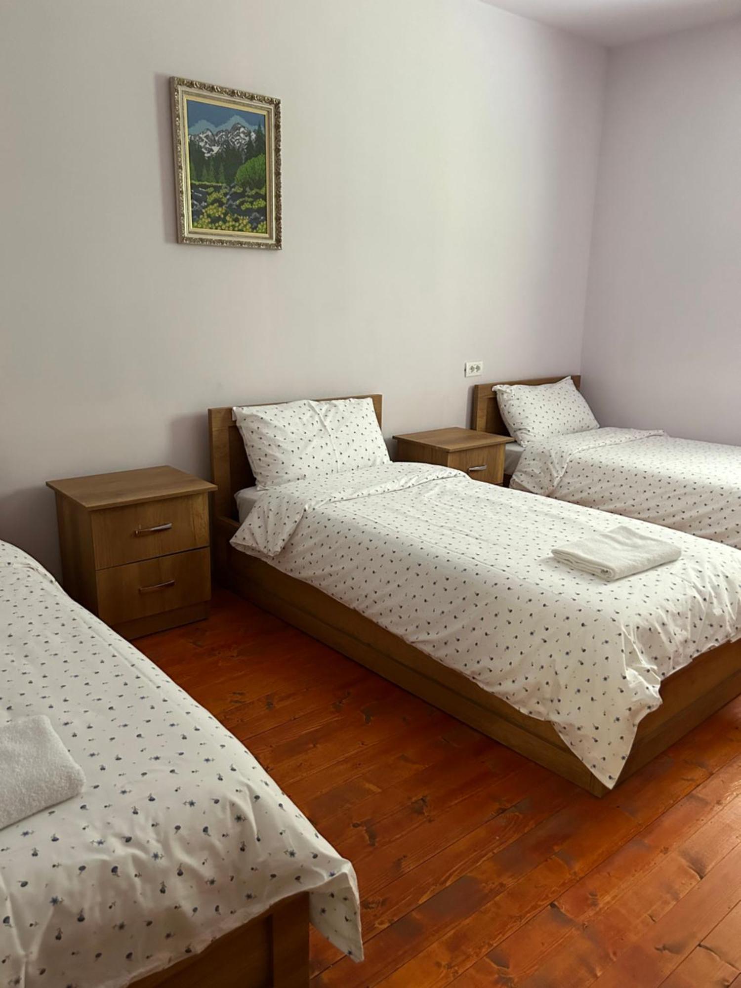 Vita Guesthouse Bajram Curri Eksteriør bilde