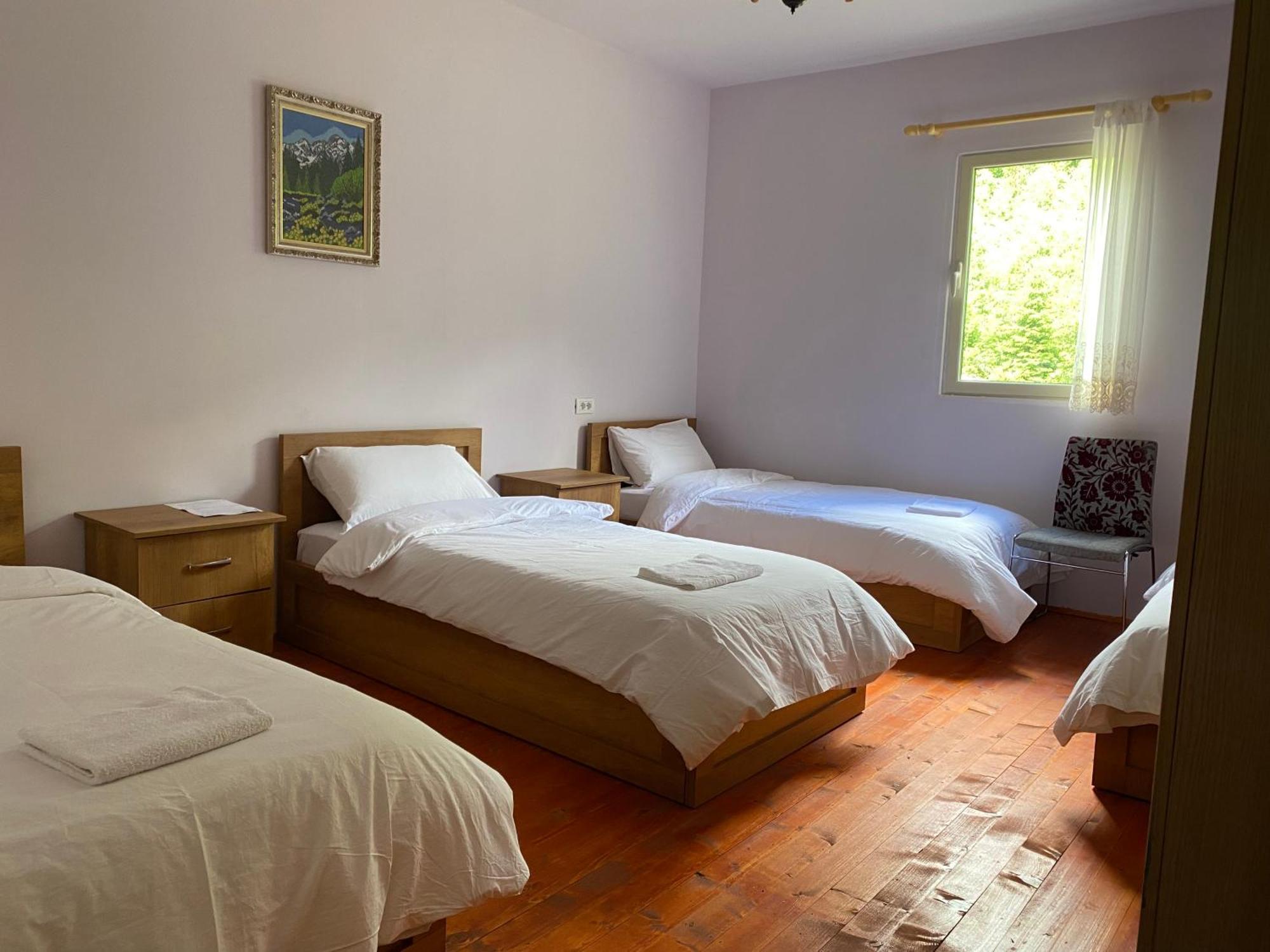 Vita Guesthouse Bajram Curri Eksteriør bilde