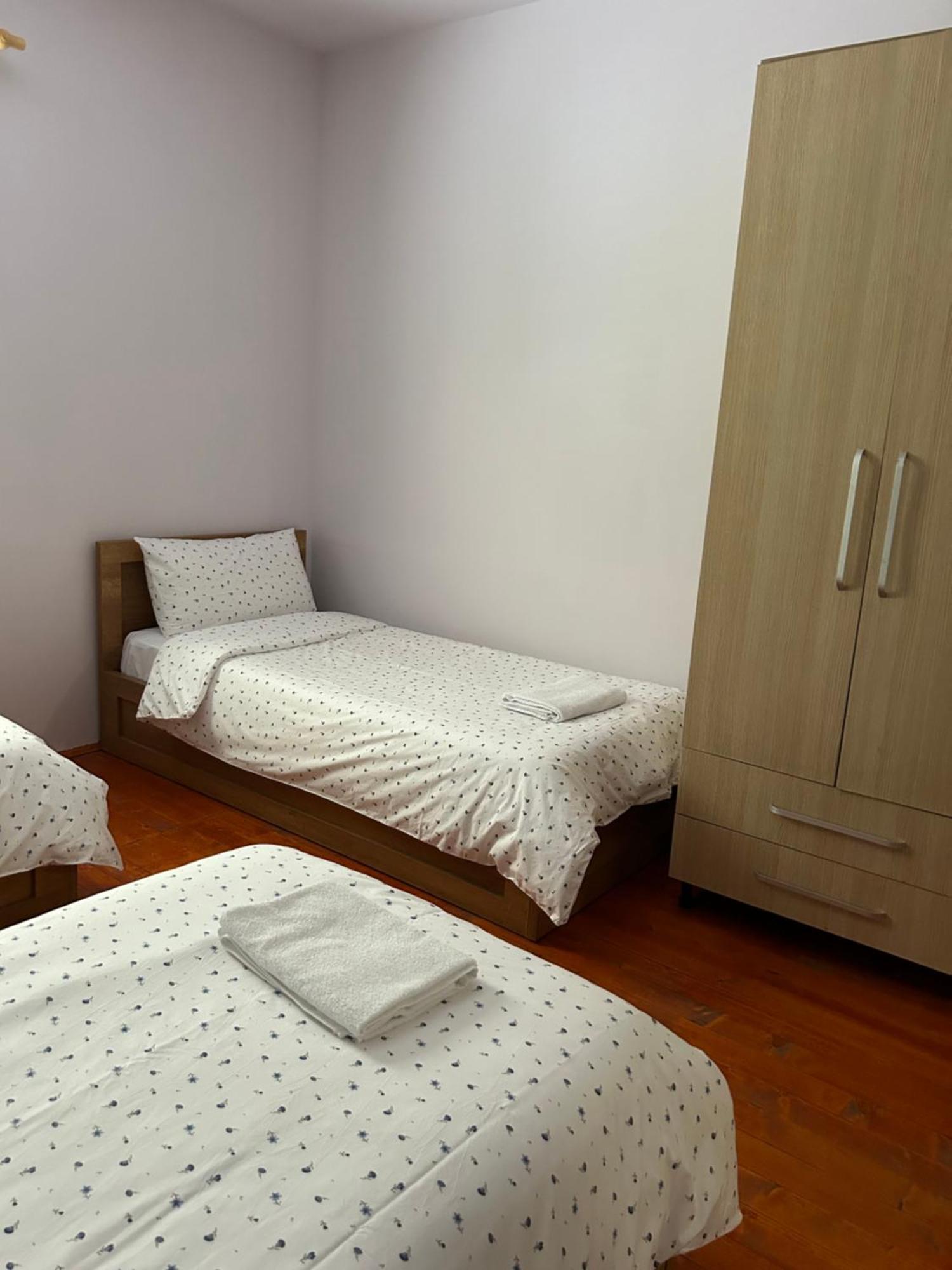 Vita Guesthouse Bajram Curri Eksteriør bilde