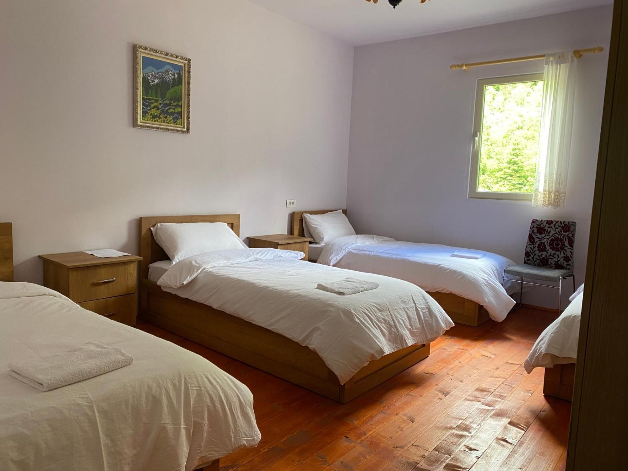 Vita Guesthouse Bajram Curri Eksteriør bilde